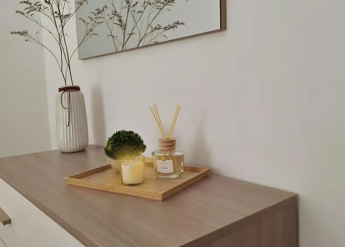 Loverhome 8 E 14