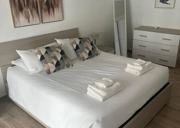 Loverhome 8 E 14